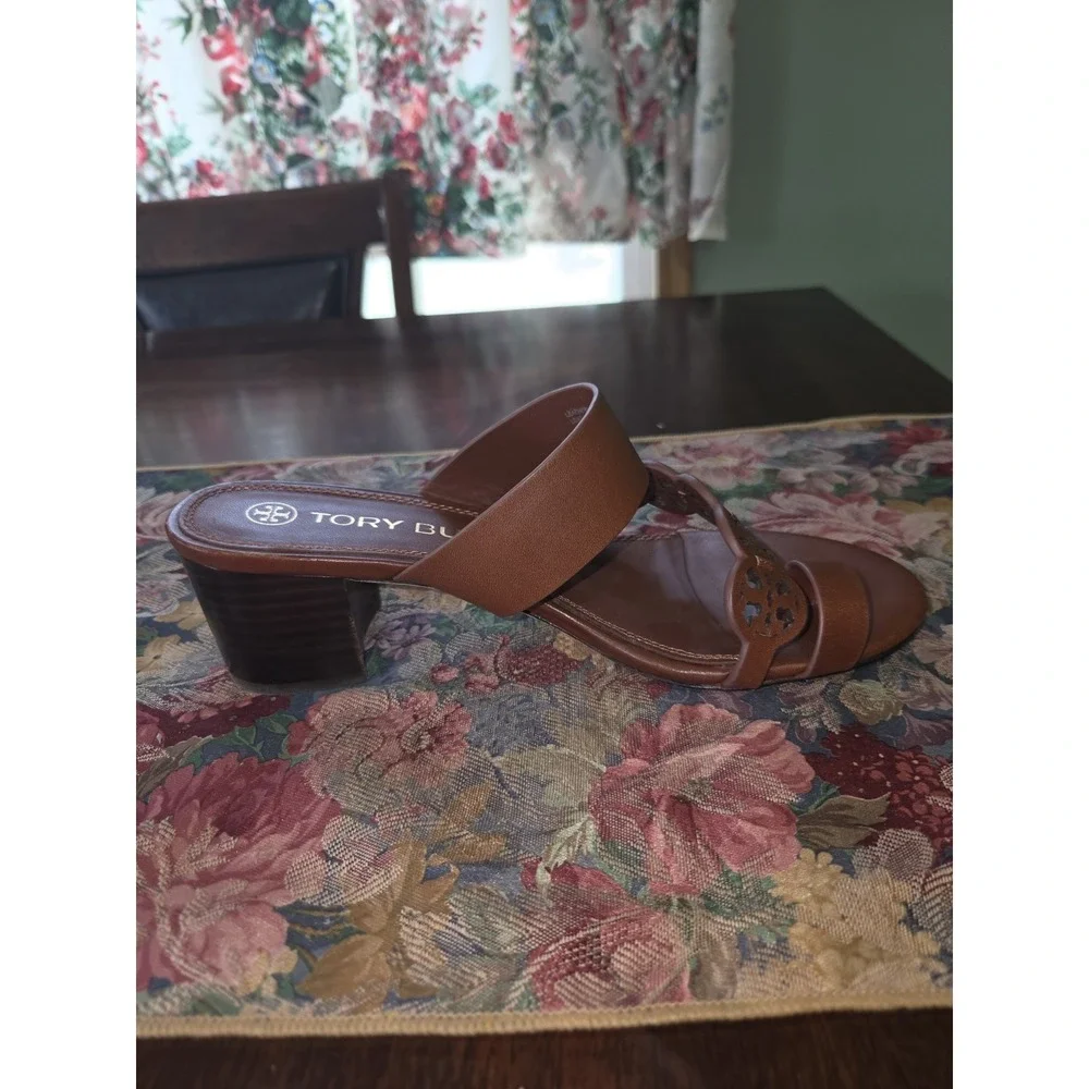 Tory Burch Sz 7.5 Brown Burnt Cuoio Tiny Miller Toe Ring Sandals 2.5